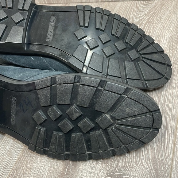 Calvin Klein Ultan Suede Leather Lug Sole Chukka Boots  Gray 11 - Picture 11 of 15